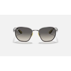 RB3674M SCUDERIA FERRARI COLLECTION
Lenses: Grey Gradient  +  Frame: Gunmetal